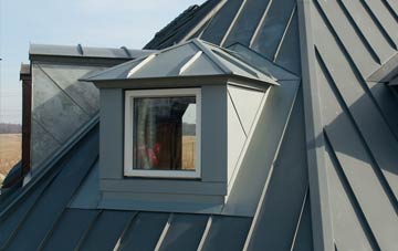 metal roofing Gruids, Highland